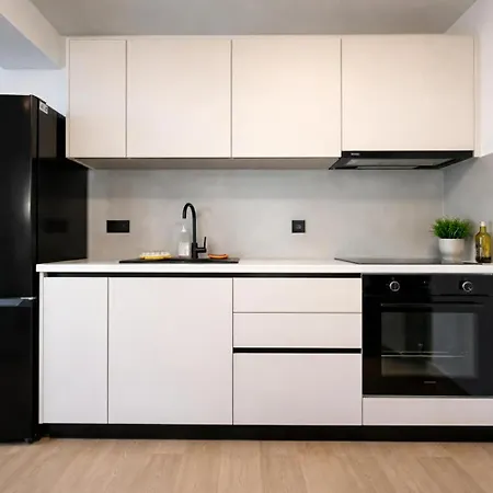 Latitude 37 Luxe Apartman