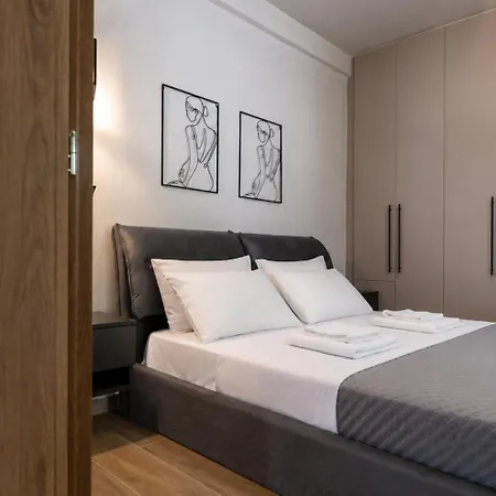 Latitude 37 Luxe شقة كالاماتا