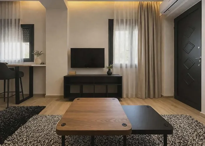 Latitude 37 Luxe Apartment Kalamata