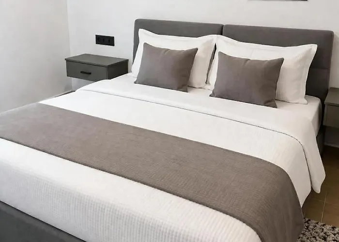 Latitude 37 Luxe Apartment *