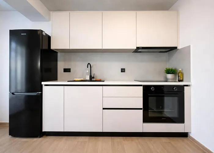 Latitude 37 Luxe Apartment